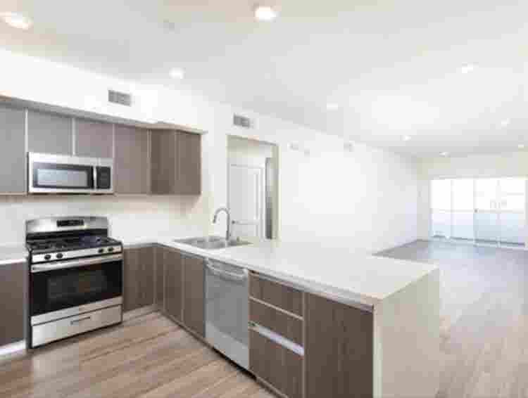 Private Room + Bath West Hollywood