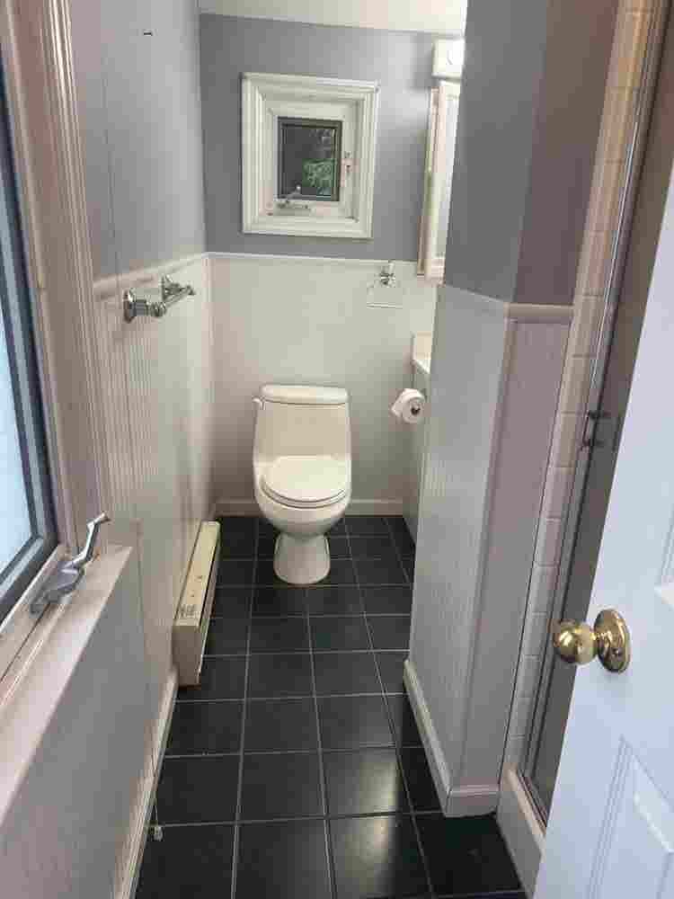 Bathroom Port Jeff St