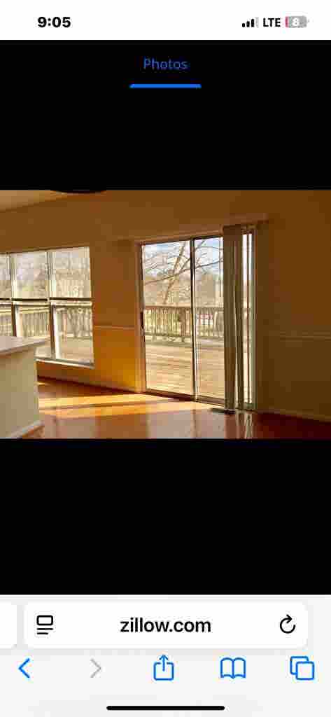 Room Available in Townhouse