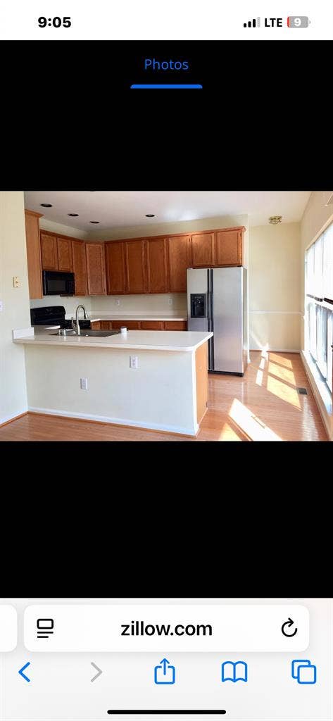 Room Available in Townhouse