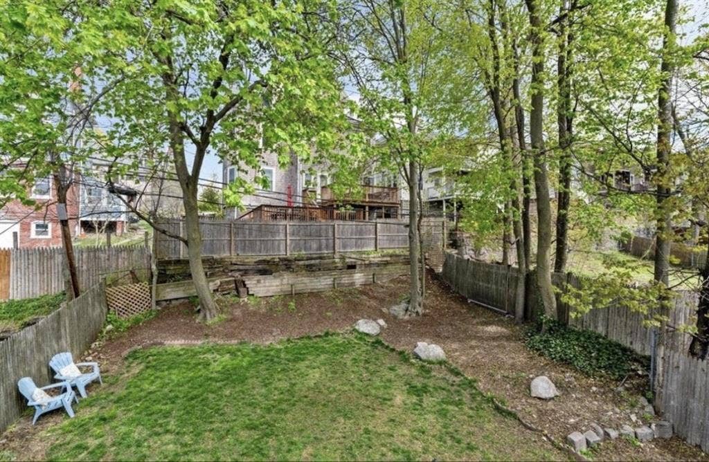 Room for Rent - Adam’s Village