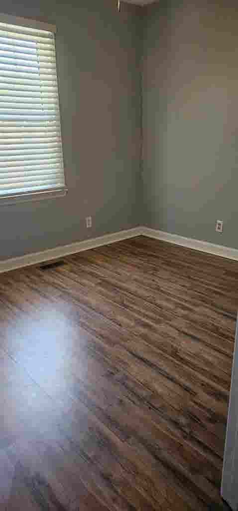 Private bed / shared bath for $