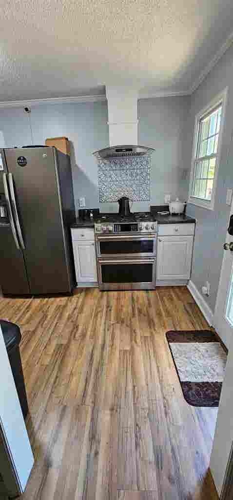 Private bed / shared bath for $