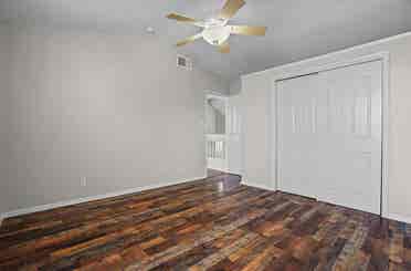 HOUSE FOR RENT