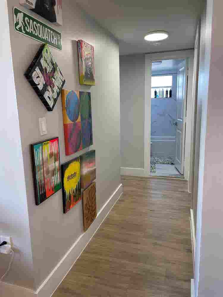 Female Roommate Wanted – High Vibes