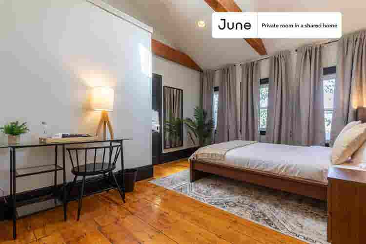 5 BR in Boston