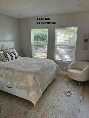Spacious room for rent