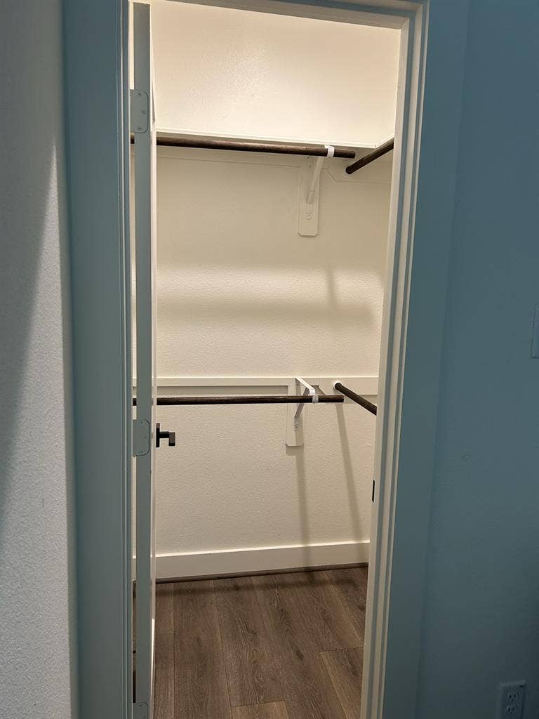 Need roommate for 6 months