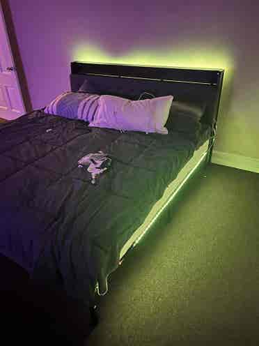 1 Available Large bedroom