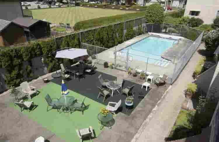 Spacious 2 Bedroom full Apartment
