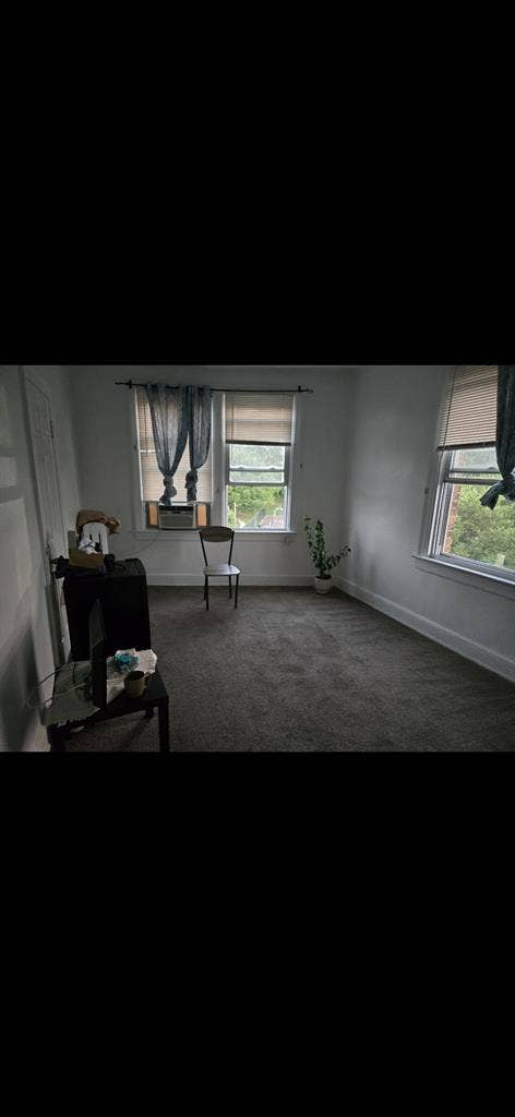 offering a clean room in D.C