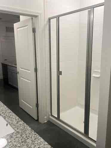 NEW!! Clean and Easy to Live With