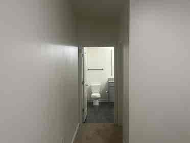 NEW!! Clean and Easy to Live With