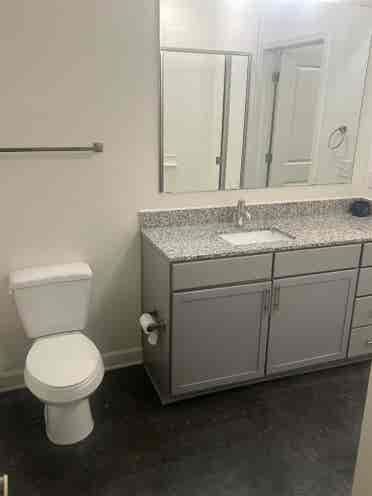 NEW!! Clean and Easy to Live With