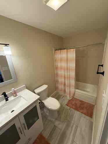 Furnished room & private bathroom