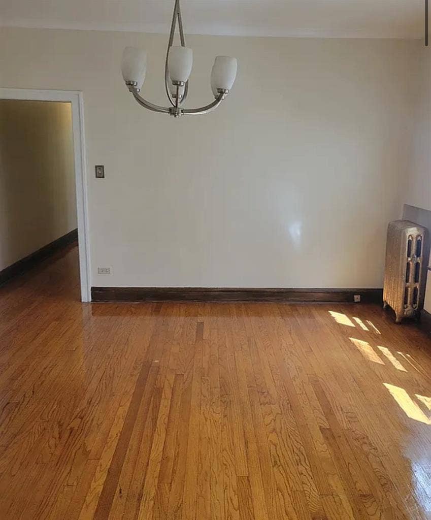 APARTMENT FOR RENT