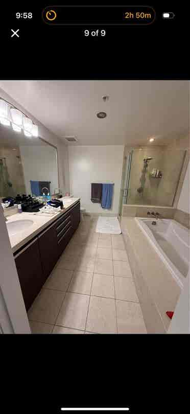 Astoria High rise Sublease