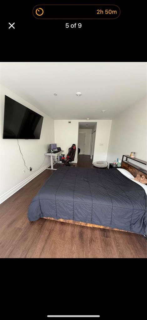 Astoria High rise Sublease