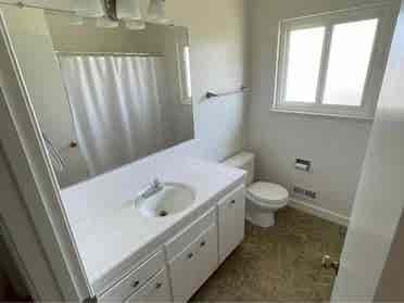 HOUSE FOR RENT