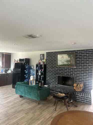 Room for rent  month Central PHX