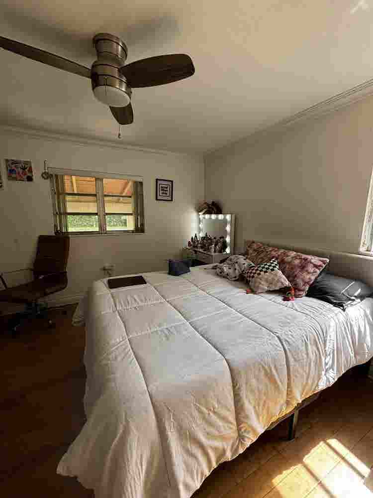 Room for rent