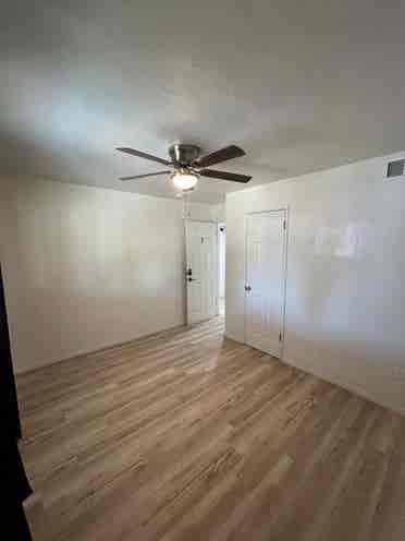 Private Room Tucson/$monthly