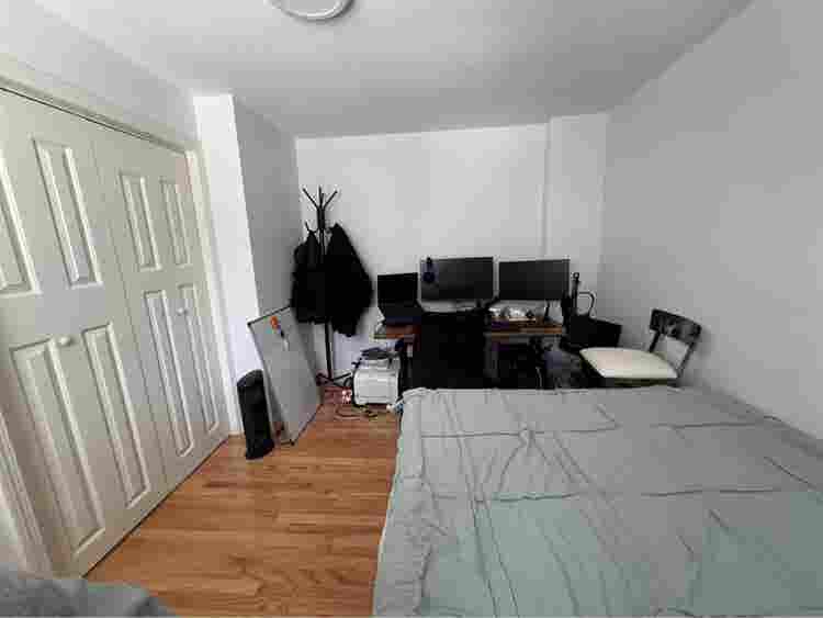 Rent room for female