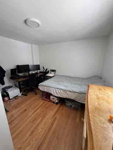 Rent room for female