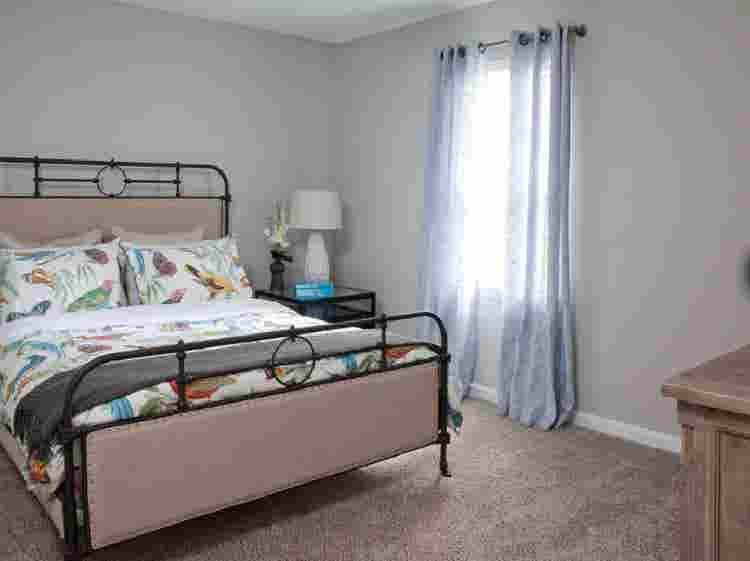 Very spacious, comfy apartment