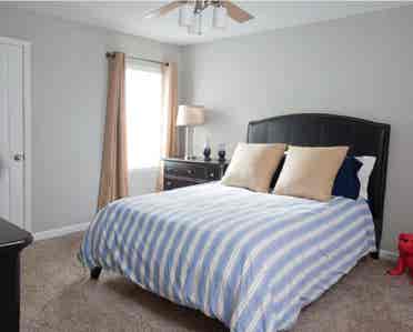 Very spacious, comfy apartment