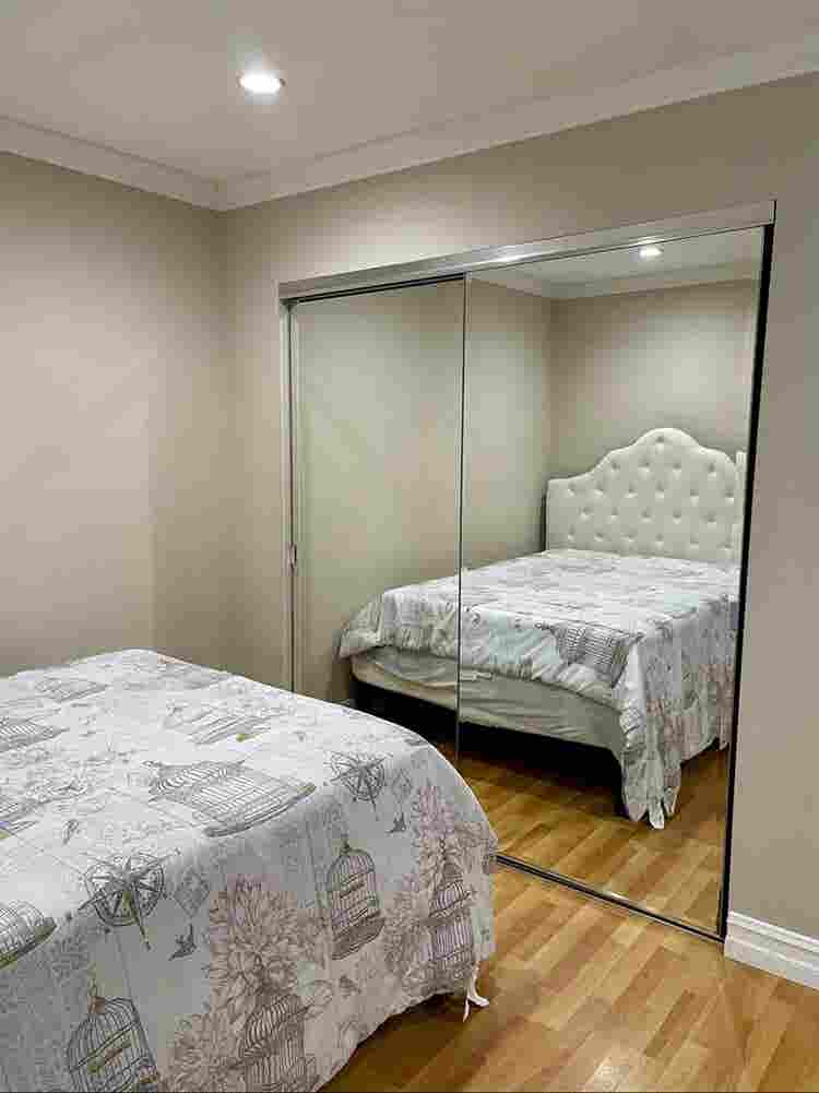 Spacious room w/ private entrance