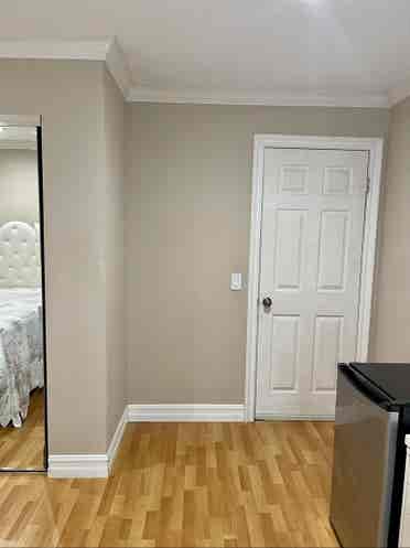 Spacious room w/ private entrance