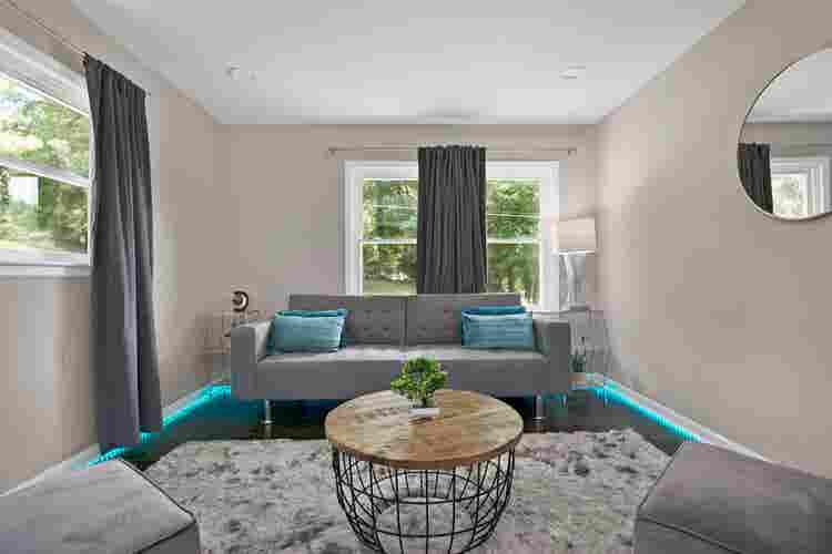 Master Bedroom, Everything Included