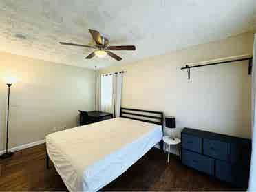 Big room for rent