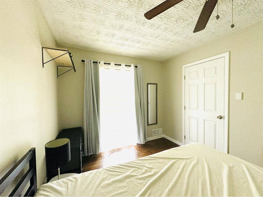 Big room for rent