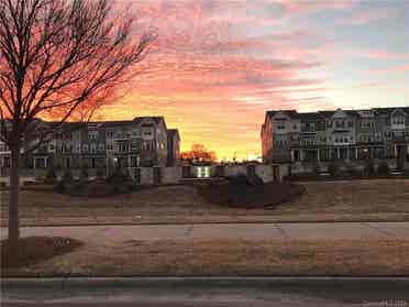 3 BR in Charlotte