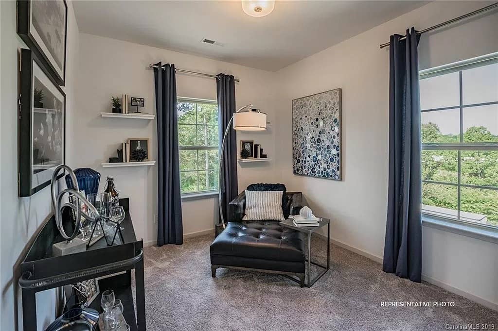 3 BR in Charlotte