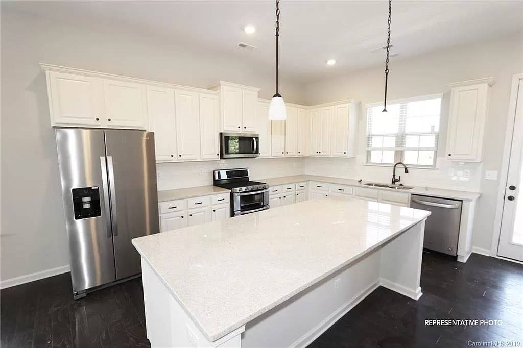 3 BR in Charlotte