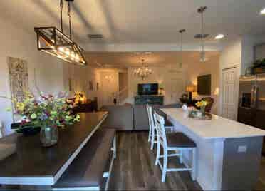 Private Room/Bathroom + Amenities!