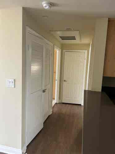 Lovely large private room + bath