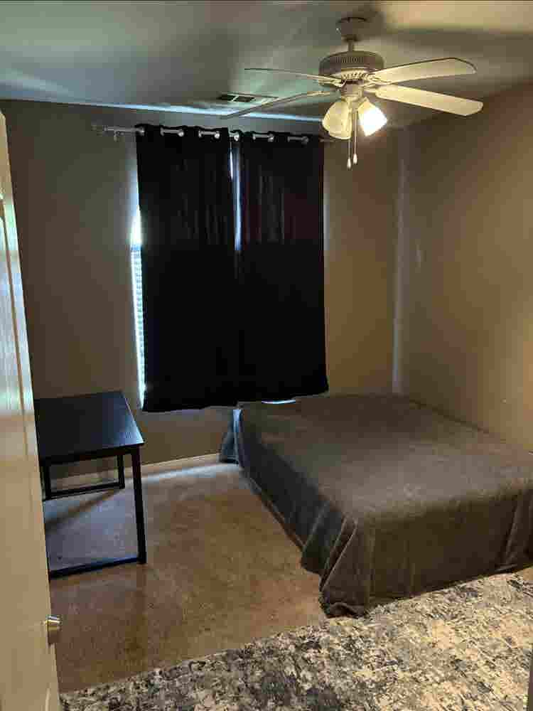 Room for rent (female only)