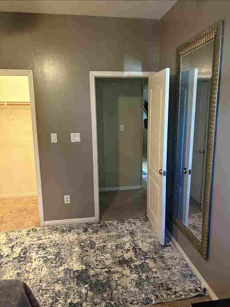 Room for rent (female only)