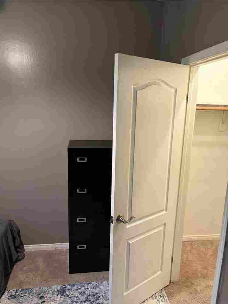 Room for rent (female only)