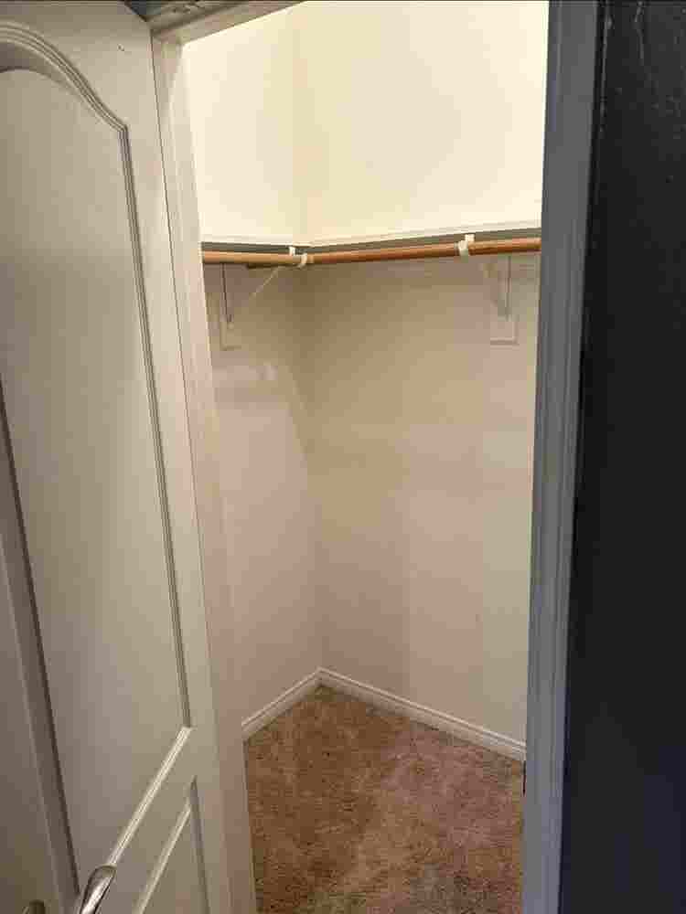 Room for rent (female only)