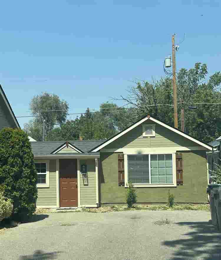 Bedroom for rent for a BSU student!