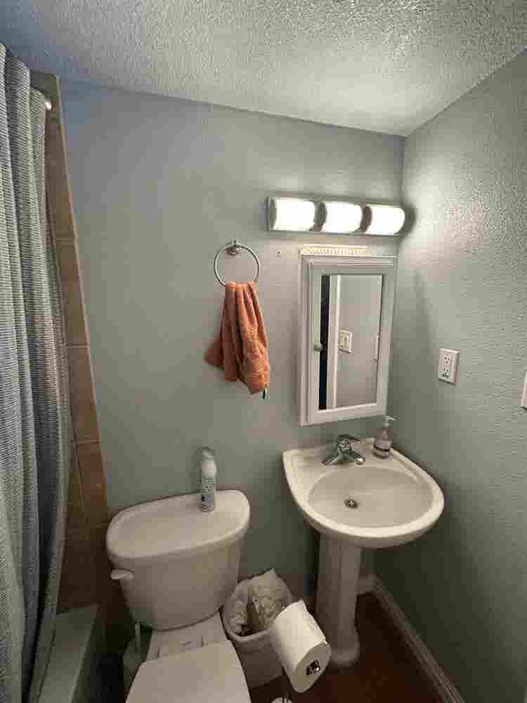 Bedroom for rent for a BSU student!