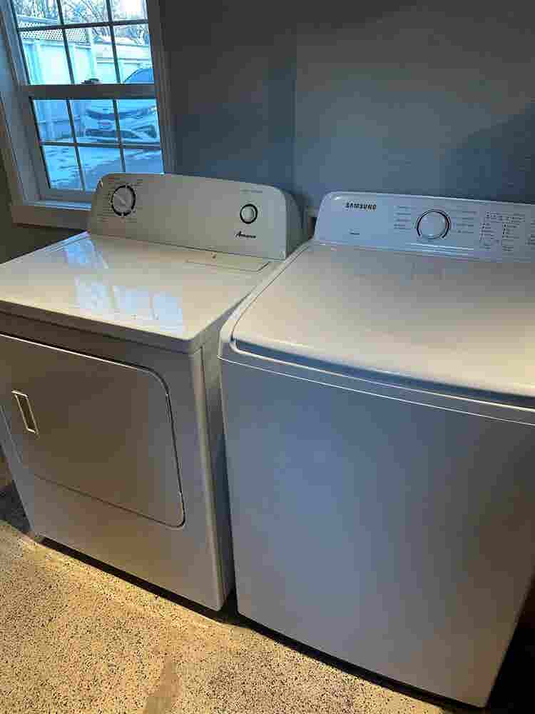 Bedroom for rent for a BSU student!