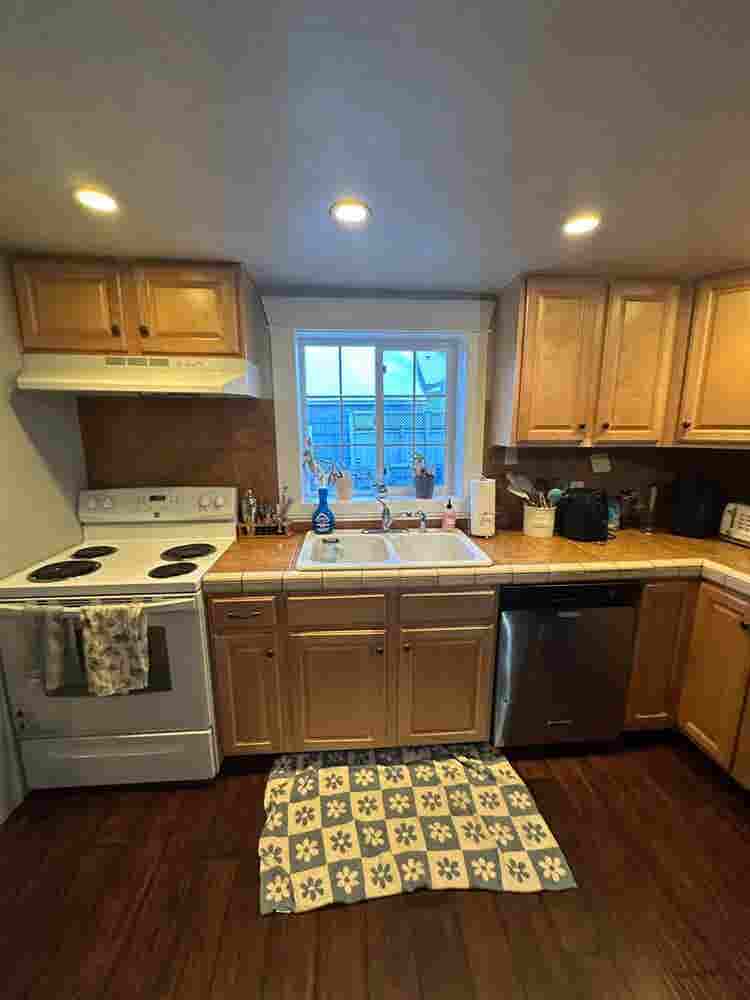 Bedroom for rent for a BSU student!