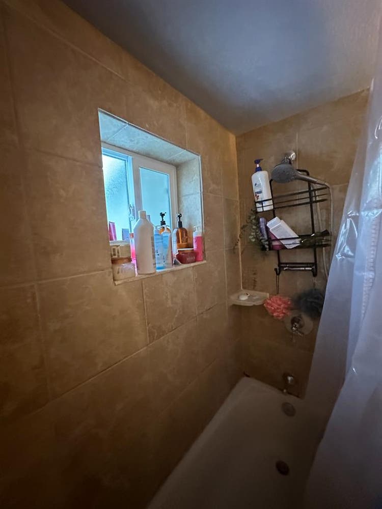 Bedroom for rent for a BSU student!
