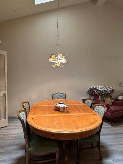 🏡 Fully furnished Shared Room